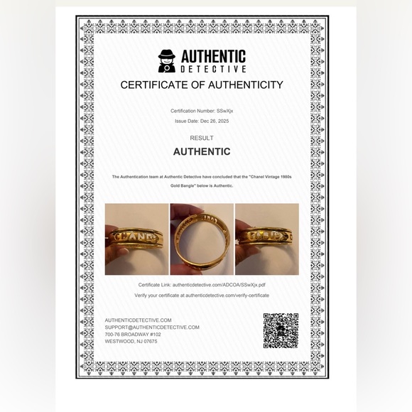 CHANEL vintage 1980s Bangle Bracelet with COA